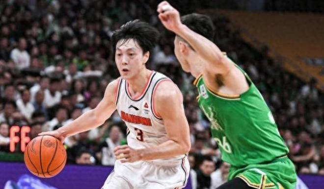 张镇麟、胡明轩复出周琦对手受伤！凯时尊龙CBA快讯郭艾伦眼部痊愈(图3)